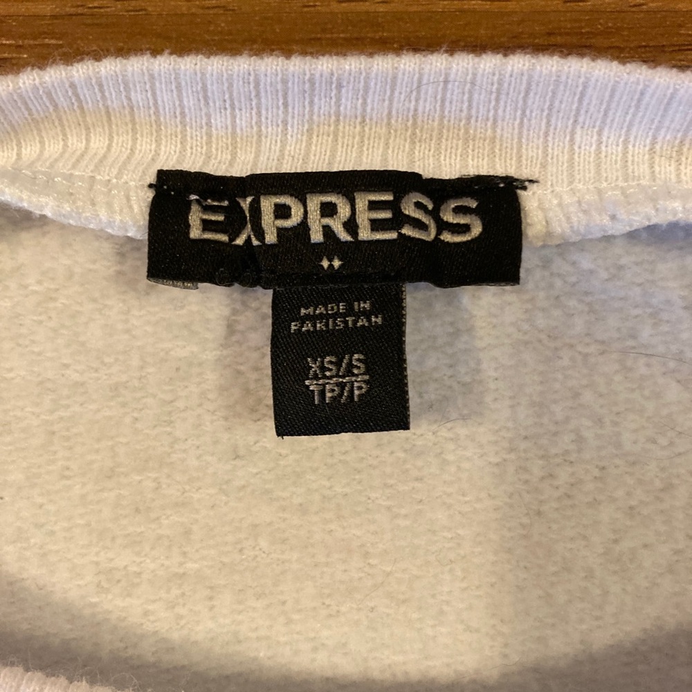 Express Pullover - Picture 2 of 2